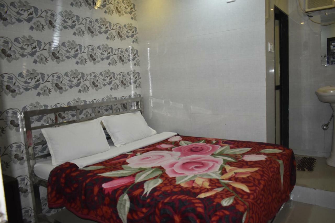 Hotel National Mumbai Exterior foto